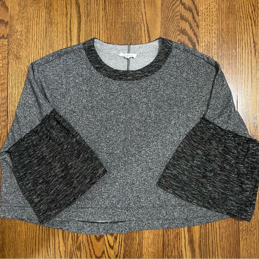 THML Cropped Oversized‎ Top Bell Sleeves Gray Black Sparkle Size Medium